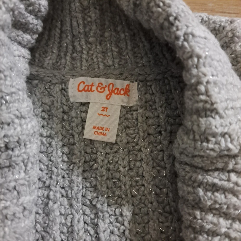 Cat & Jack Cozy Gray Cable Knit Cardigan Sweater Toddler's Size 2T